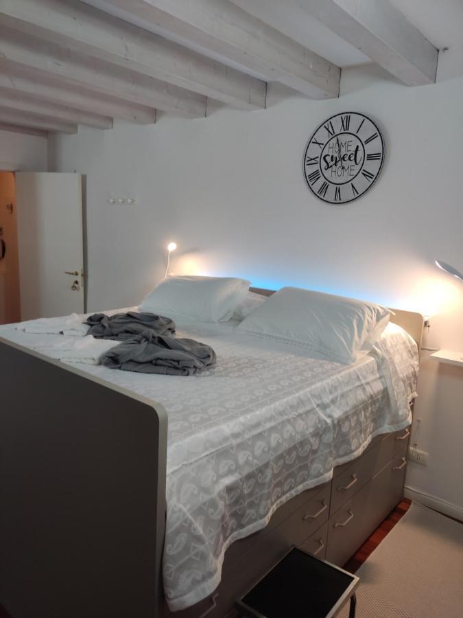 Jennifer House. Trento Exteriér fotografie